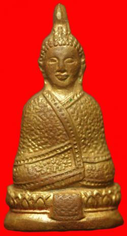 รูปเหมือนปั๊มทรงเครื่องพระแก้วมรกต
