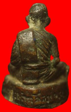 ภาพที่ 2 รูปหล่อพระอธิการโปร่ง วัดเนินมะเกลือ พิษณุโลก